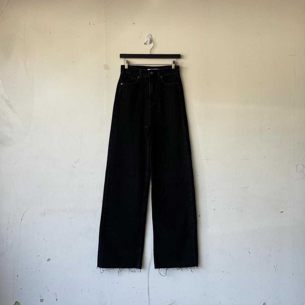 NA-KD Bella Raw Hem Wide Leg Jeans